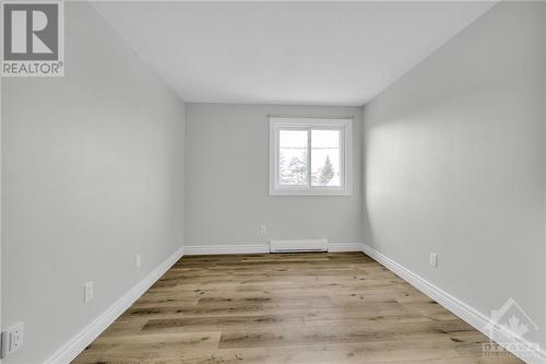 2640 Draper Avenue Unit#8, Ottawa, ON - Indoor Photo Showing Other Room