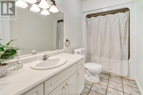 26 Delores Street, Skead, ON - Indoor Photo Showing Bathroom