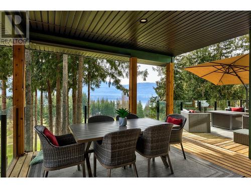 7756 Columbia Drive, Anglemont, BC - Outdoor With Deck Patio Veranda With Exterior