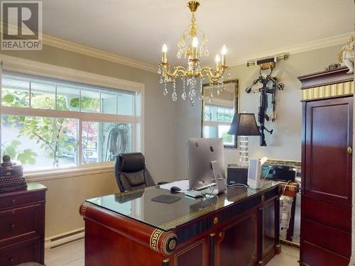2108 Mahood Road, Powell River, BC - Indoor Photo Showing Office