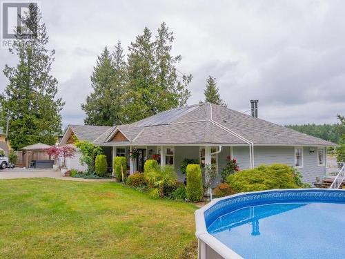 2108 Mahood Road, Powell River, BC - Outdoor With Above Ground Pool