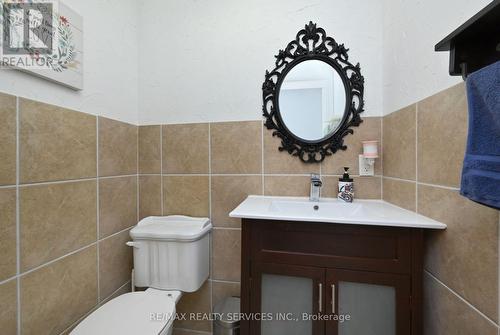 115 Beattie Ave, New Tecumseth, ON - Indoor Photo Showing Bathroom