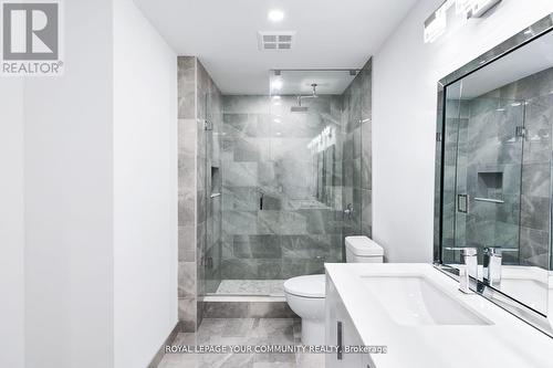 #2402 -10 Queens Quay W, Toronto, ON - Indoor Photo Showing Bathroom