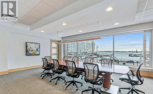 #2402 -10 Queens Quay W, Toronto, ON - Indoor Photo Showing Office