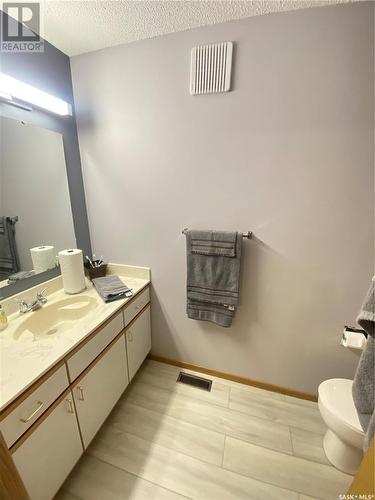 606 Heritage Lane, Good Spirit Acres, SK - Indoor Photo Showing Bathroom