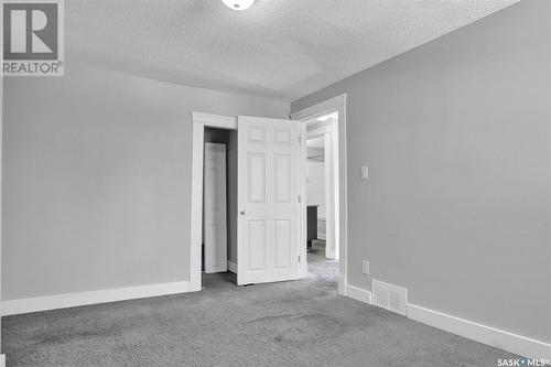 2059 Elphinstone Street, Regina, SK - Indoor Photo Showing Other Room