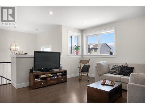 57 Wozney Street, Kitimat, BC - Indoor Photo Showing Living Room