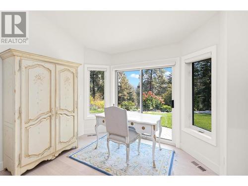 3949 Gallaghers Parkway, Kelowna, BC -  Photo Showing Other Room