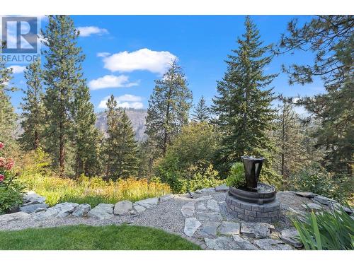 3949 Gallaghers Parkway, Kelowna, BC - Outdoor
