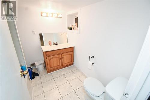 286-290 Hazel St, Sudbury, ON - Indoor Photo Showing Bathroom