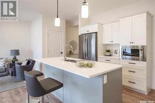 373 Chelsom Manor, Saskatoon, SK - Indoor Photo Showing Kitchen With Upgraded Kitchen