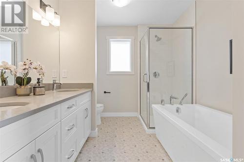 373 Chelsom Manor, Saskatoon, SK - Indoor Photo Showing Bathroom