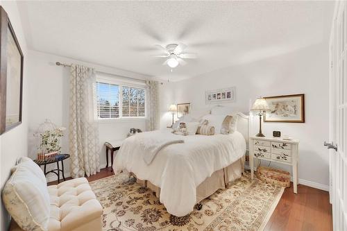 139 Jarrett Place, Dunnville, ON - Indoor Photo Showing Bedroom