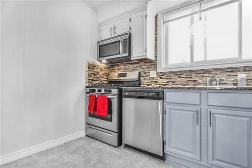 342 Catharine Street N|Unit #18, Hamilton, ON - Indoor Photo Showing Kitchen With Upgraded Kitchen