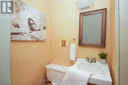 8005 Liberty St N, Clarington, ON - Indoor Photo Showing Bathroom