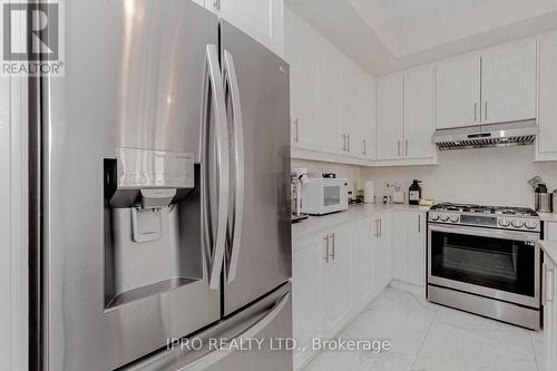641 Etheridge Avenue, Milton, ON - Indoor Photo Showing Kitchen