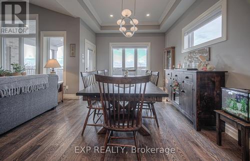 138 Ridgeview Dr, Mapleton, ON - Indoor Photo Showing Dining Room