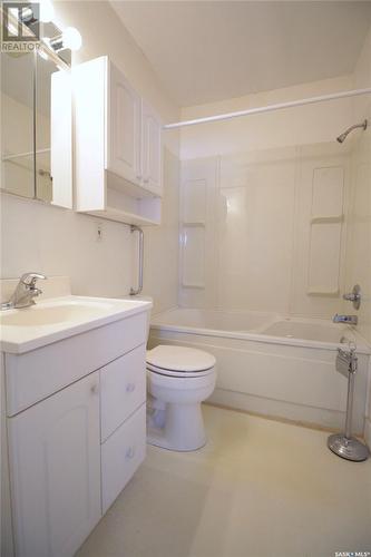 1020 Moose Street, Moosomin, SK - Indoor Photo Showing Kitchen With Double Sink