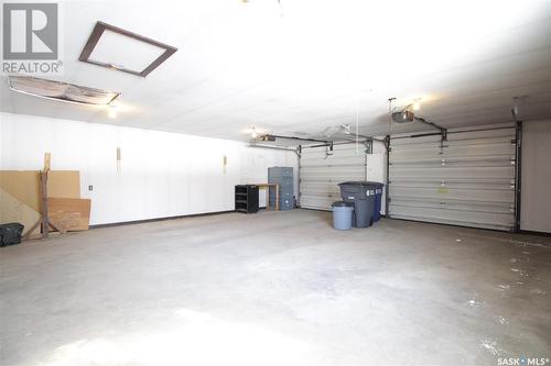 1020 Moose Street, Moosomin, SK - Indoor Photo Showing Garage