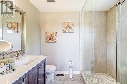 6 Globemaster Lane, Richmond Hill, ON - Indoor Photo Showing Bathroom