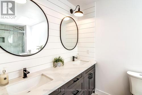 674 Regional Rd 21 Rd, Uxbridge, ON - Indoor Photo Showing Bathroom