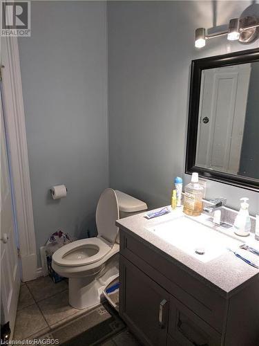 695 Mill Street, Saugeen Shores, ON - Indoor Photo Showing Bathroom