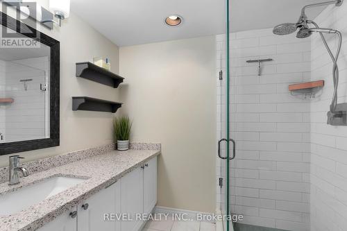 #306 -107 Bond St, Orillia, ON - Indoor Photo Showing Bathroom