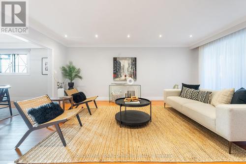 9 Laureleaf Rd S, Toronto, ON - Indoor Photo Showing Living Room