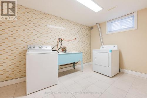 9 Laureleaf Rd S, Toronto, ON - Indoor Photo Showing Laundry Room