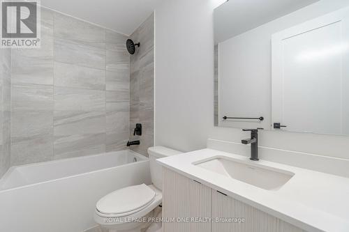 313 - 2369 Danforth Avenue, Toronto, ON - Indoor Photo Showing Bathroom