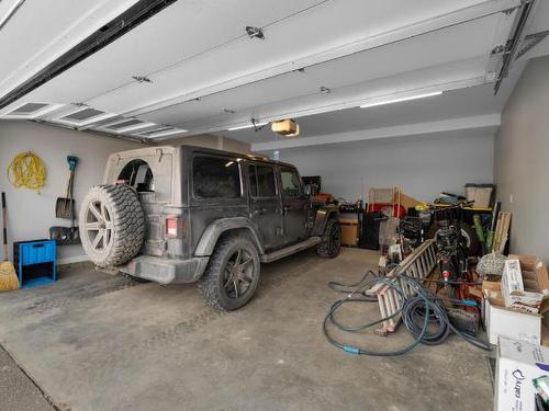 157 Rue Cheval Noir, Kamloops, BC - Indoor Photo Showing Garage