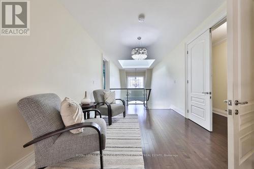 1841 Hindhead Rd, Mississauga, ON - Indoor Photo Showing Other Room