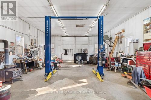 55 Charles Rd, Tweed, ON - Indoor Photo Showing Garage