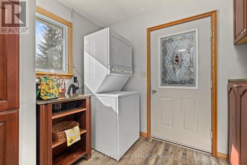8600 Halle Rd, Hamilton Township, ON - Indoor Photo Showing Laundry Room