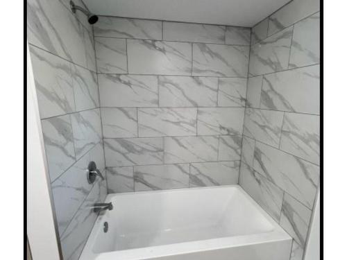 Salle de bains - 750  - 756 Rue Laurier, Malartic, QC - Indoor Photo Showing Bathroom