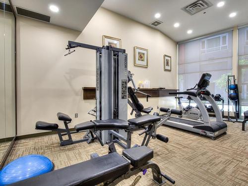 Exercise room - 1903-441 Av. Du Président-Kennedy, Montréal (Ville-Marie), QC - Indoor Photo Showing Gym Room