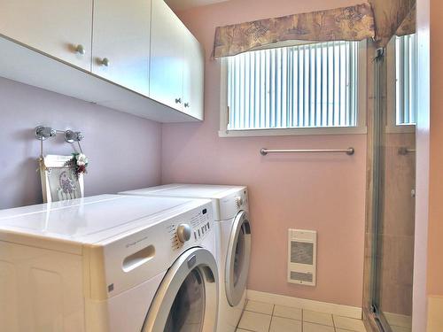 Bathroom - 295 Rue Chaput, Saint-Pie, QC - Indoor Photo Showing Laundry Room