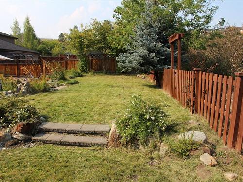 433 Fortress Crescent, Vernon, BC - Outdoor With Backyard