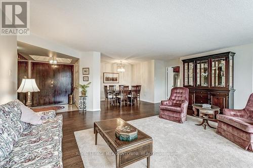 #301 -1700 The Collegeway, Mississauga, ON - Indoor Photo Showing Living Room