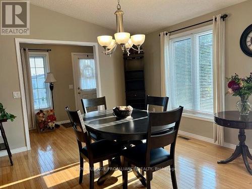 12 Birch St, Greater Napanee, ON - Indoor Photo Showing Dining Room