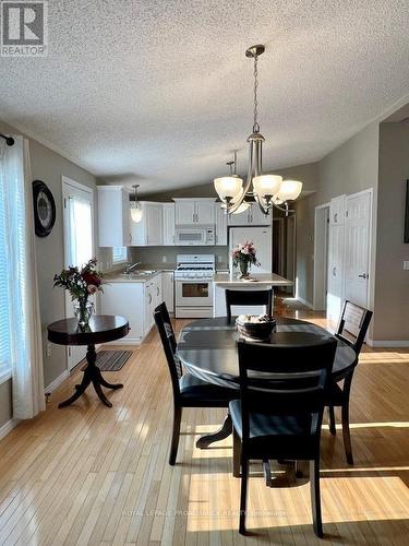 12 Birch St, Greater Napanee, ON - Indoor Photo Showing Dining Room