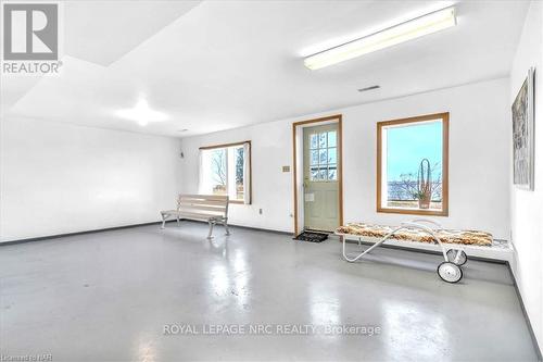 1138 Lakeshore Road W, St. Catharines, ON - Indoor