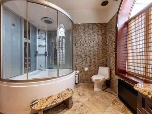 Salle de bains attenante Ã  la CCP - 304 Rue De Boisbriand, Repentigny (Repentigny), QC - Indoor Photo Showing Bathroom