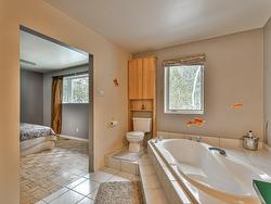 Ensuite bathroom - 