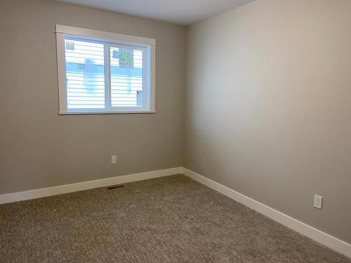 174-8800 Dallas Drive, Kamloops, BC - Indoor Photo Showing Other Room