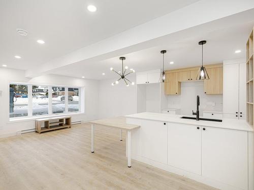 Overall view - 585  - 587 Rue De Versailles, Blainville, QC - Indoor Photo Showing Kitchen