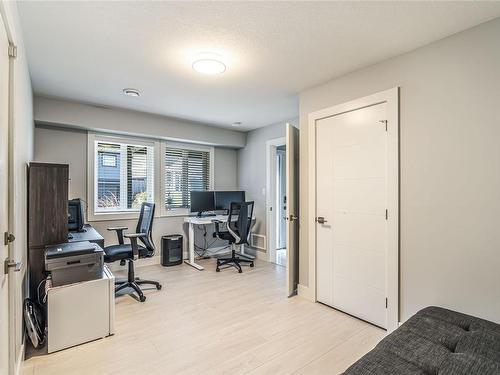 3790 Marjorie Way, Nanaimo, BC - Indoor Photo Showing Office