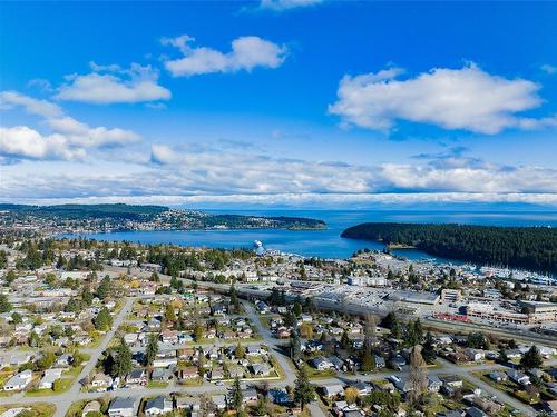 873 St. Andrews St, Nanaimo, BC - Outdoor With Body Of Water With View