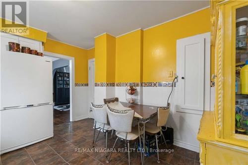 48 Myrtle Ave, Welland, ON - Indoor Photo Showing Dining Room