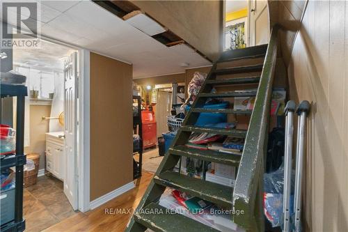 48 Myrtle Ave, Welland, ON - Indoor Photo Showing Other Room